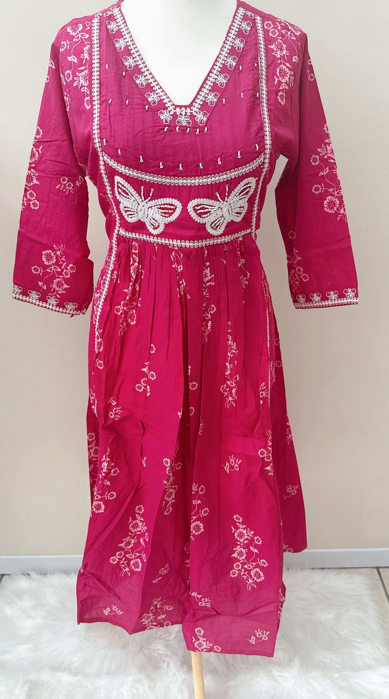 Magenta Pink Suit with White Thread Embroidery