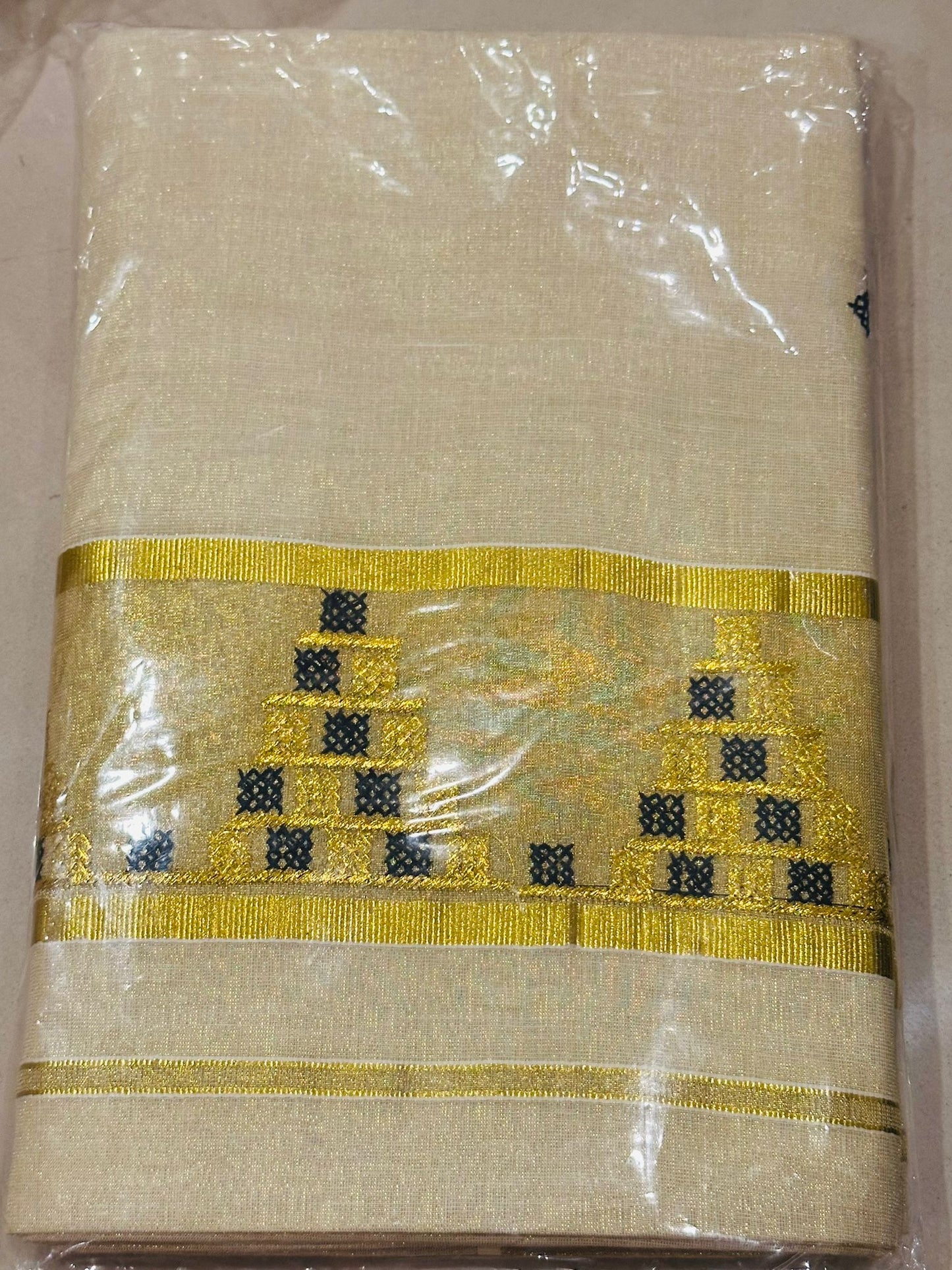 Premium handloom Elegant kasavu saree